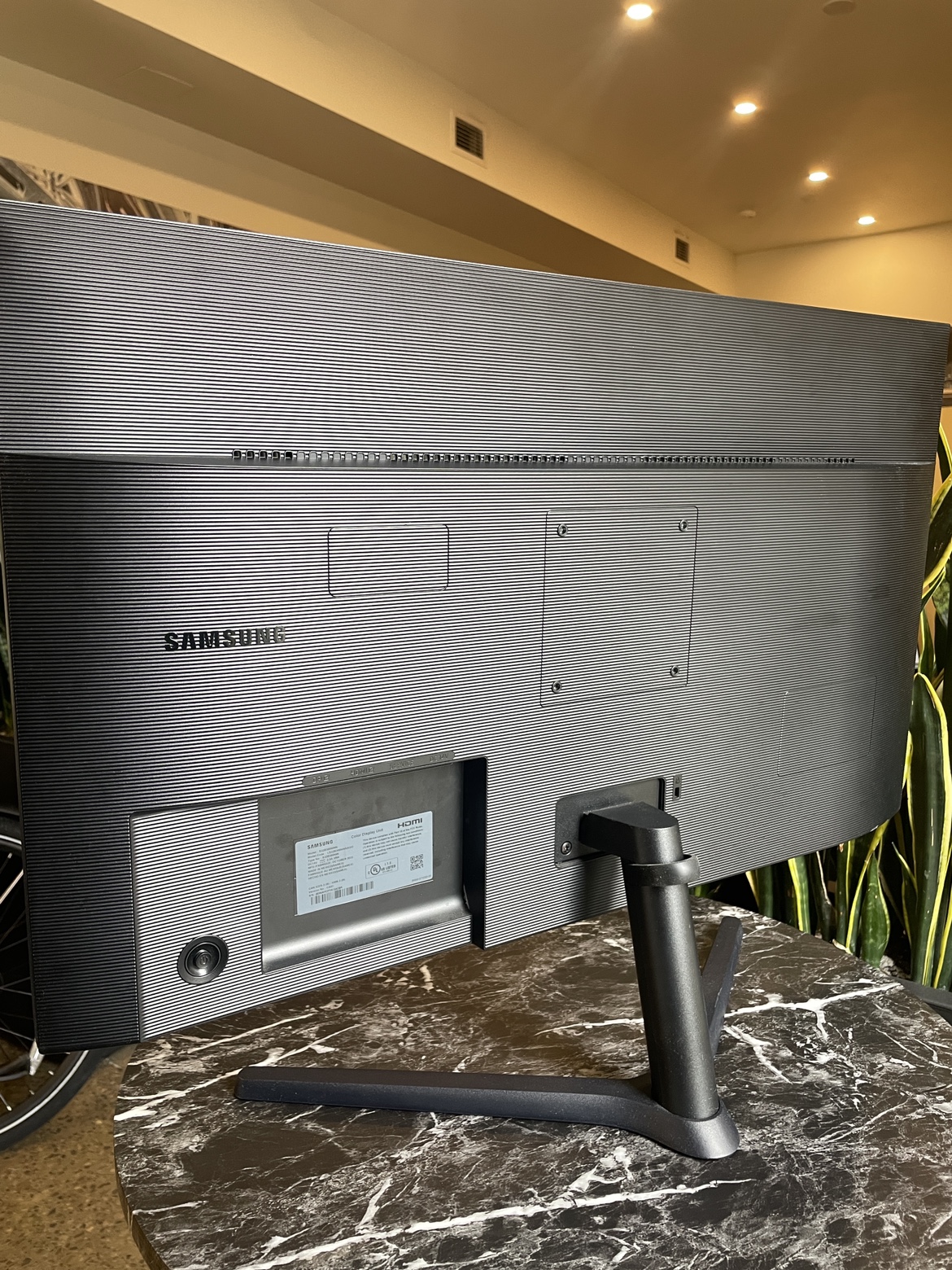 Samsung 32 Inch Monitor thumbnail