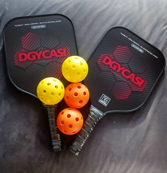 Brand new Pickleball, set of 2 graphite rackets with case - photo 2