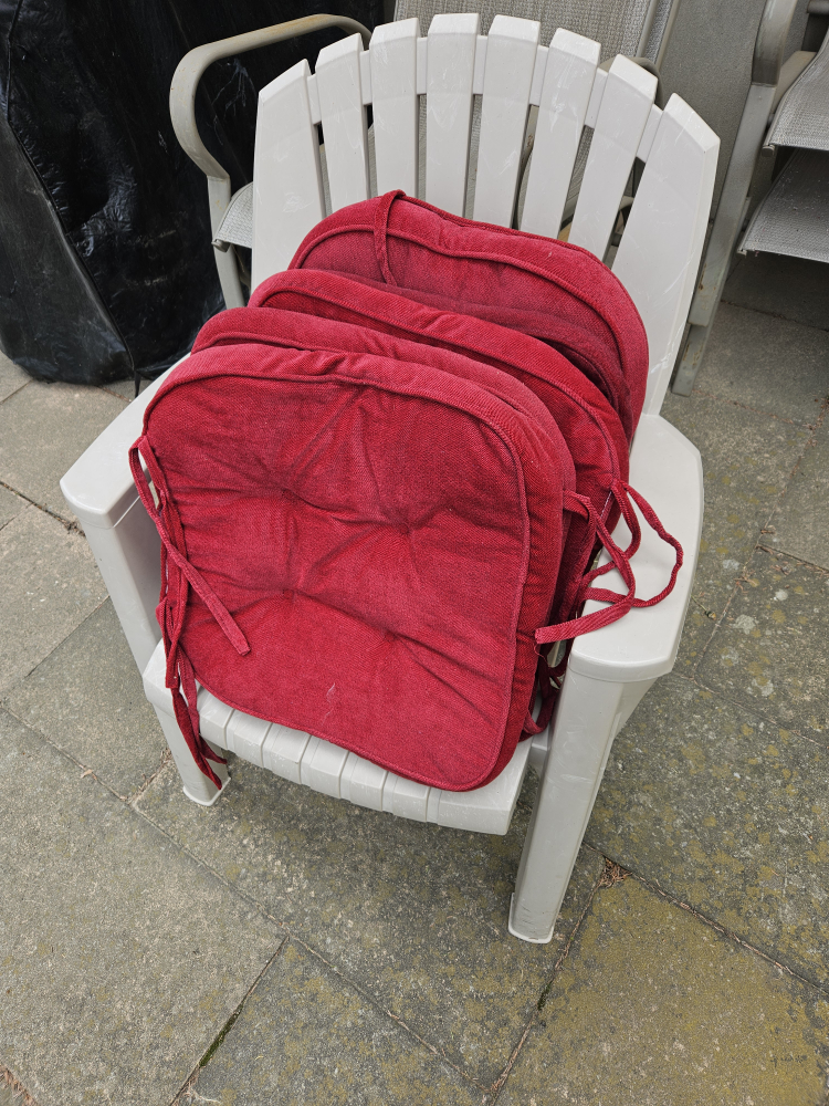 red plush seat cushions