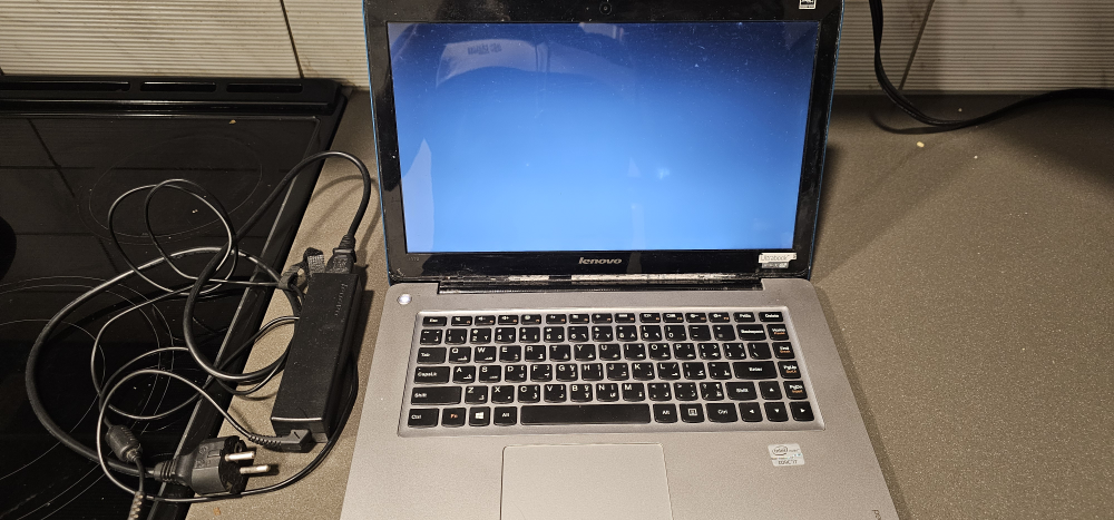 Lenovo Ideapad i7 laptop without HDD
