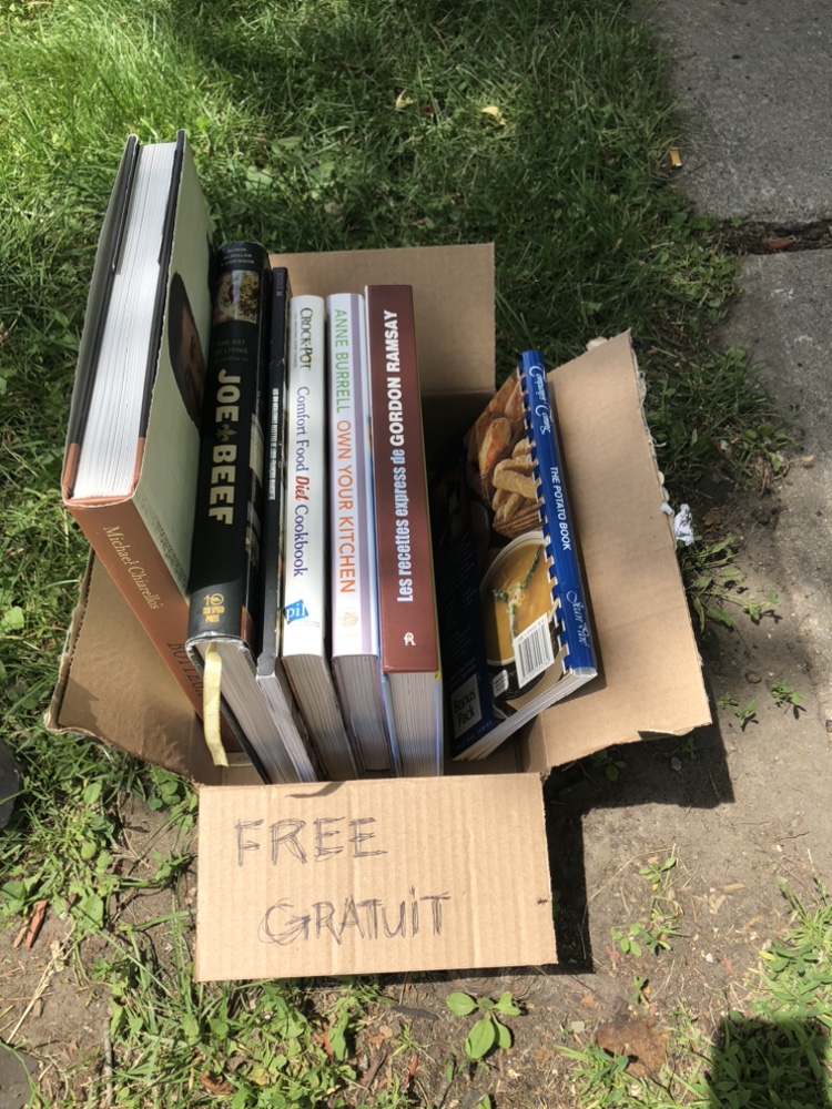 Curb Alert : Cook Books #freecylce