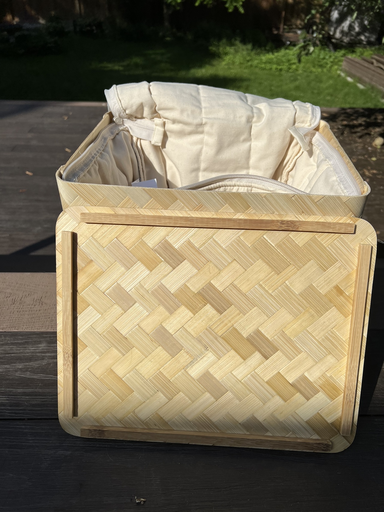 💘 IKEA Ltd Edition Bamboo Picnic Basket w/liner image indicator(2)