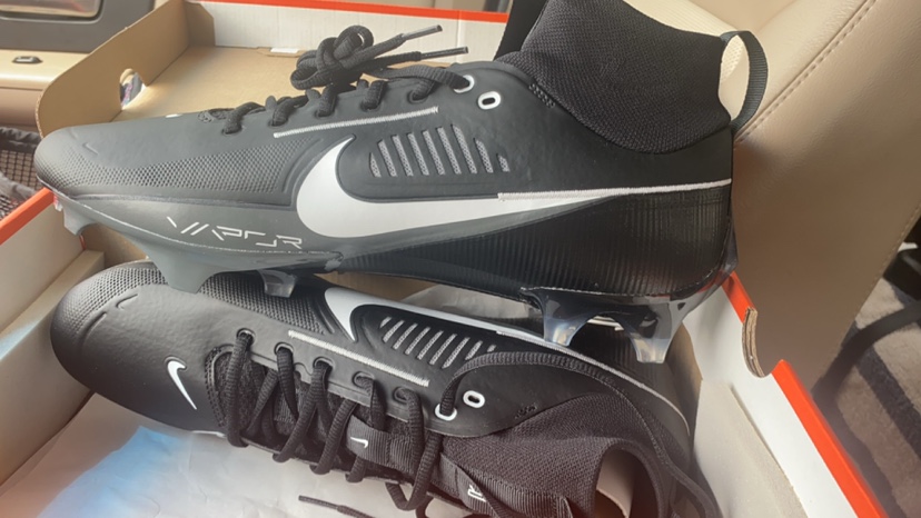 Nike Vapor Cleats - photo 2