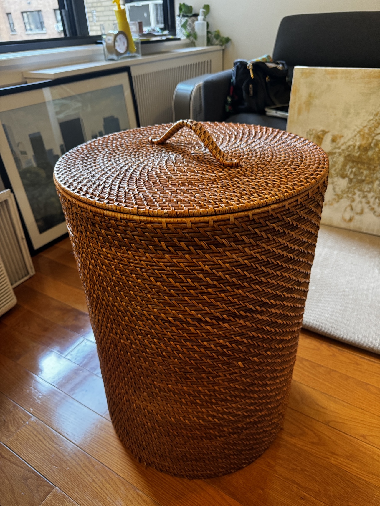 Hamper