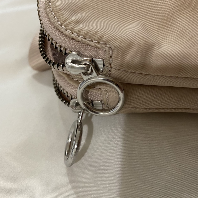 Lululemon wristlet - photo 5