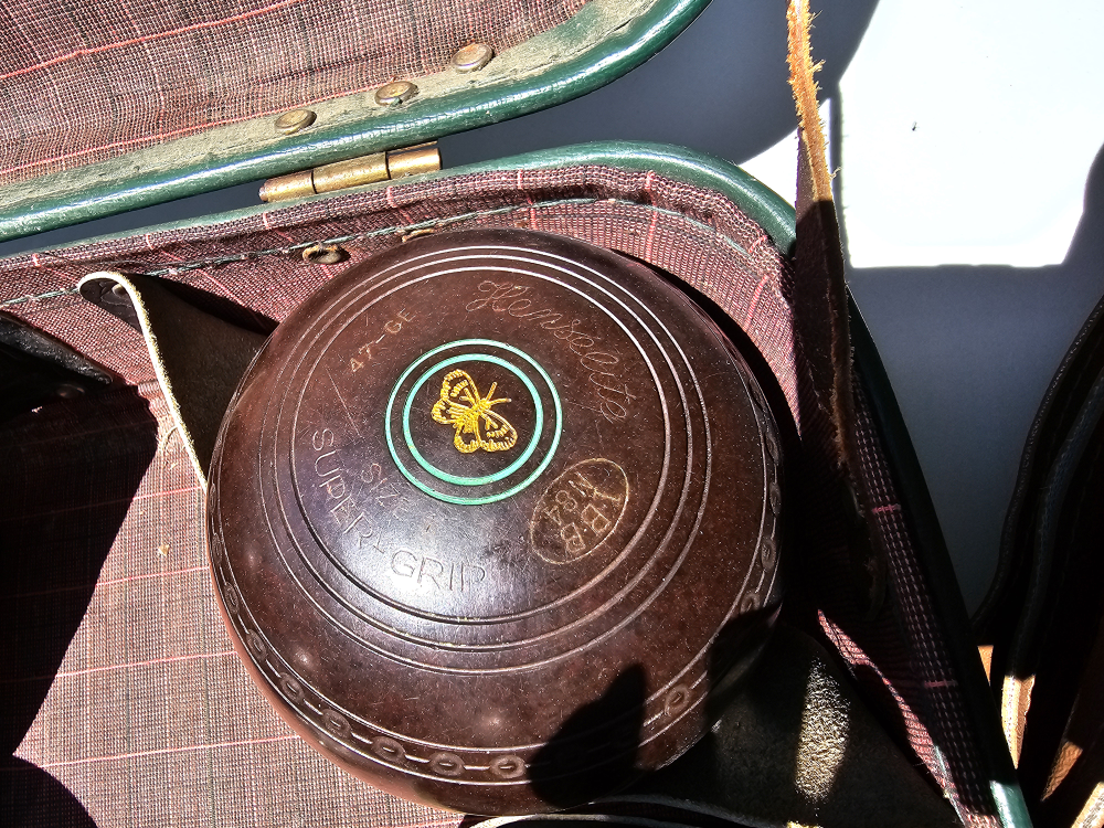 Lawn bowls - set of 4 - photo 2