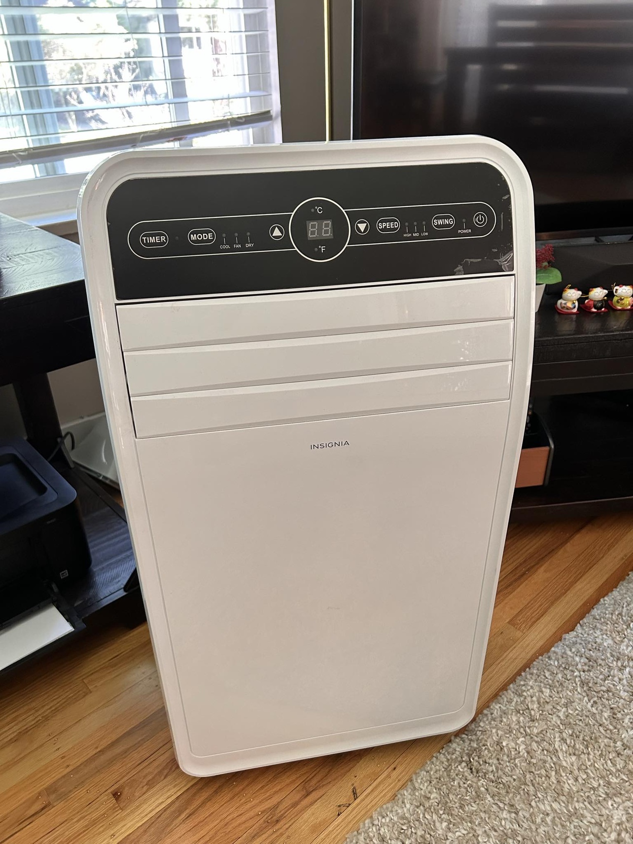 Insignia Air Conditioner - photo 2