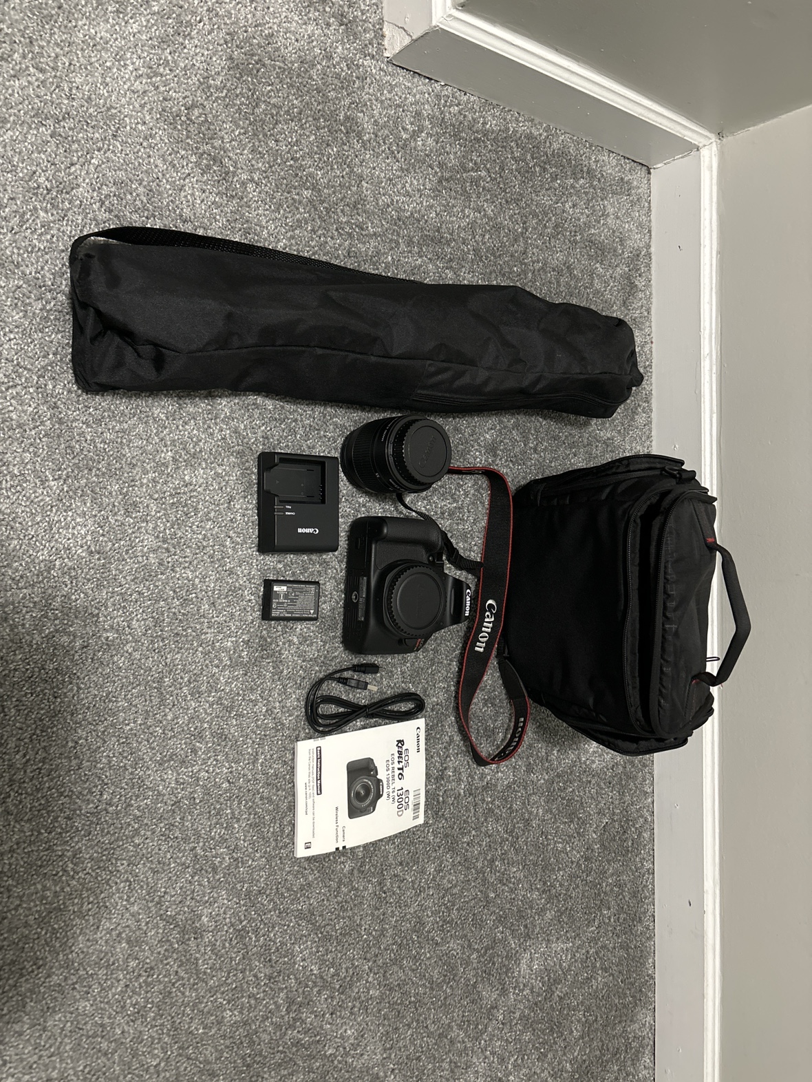Canon EOS Rebel T6 - photo 2