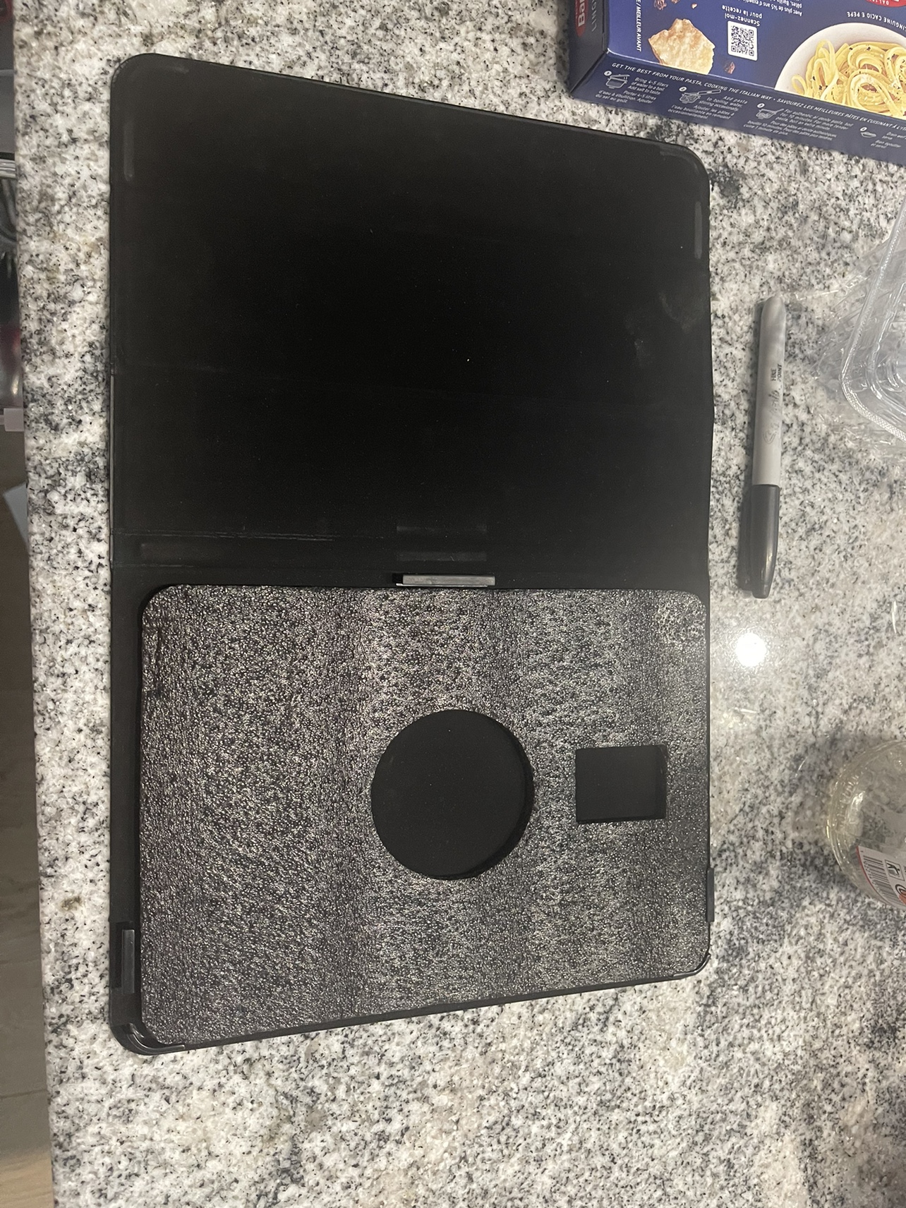 iPad case - photo 2