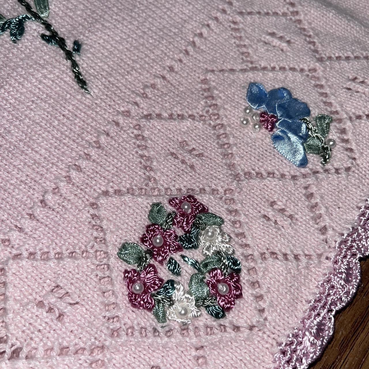 baby pink embroidered vest image indicator(2)