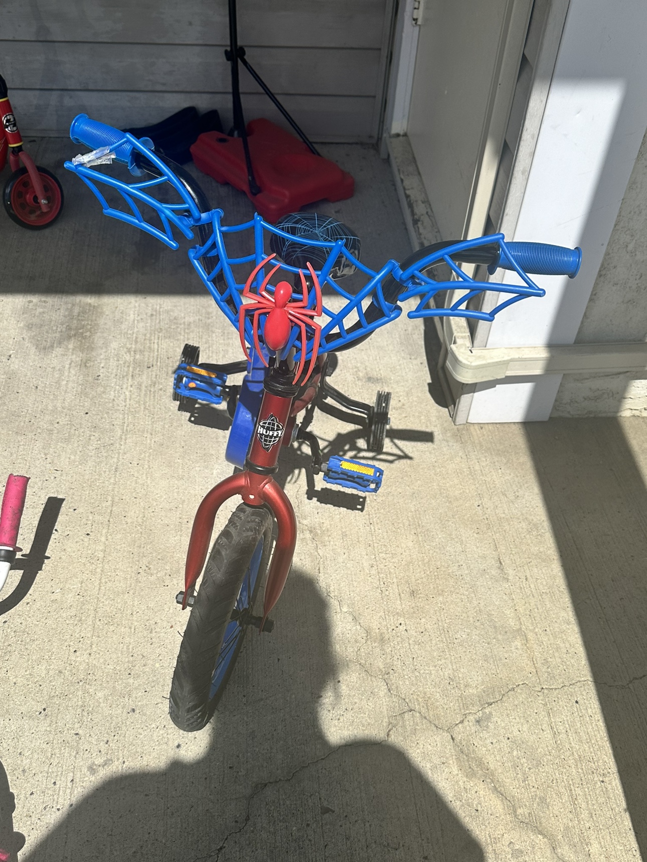 12” Spider man bike and helmet - photo 2