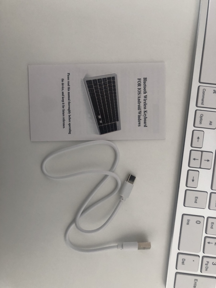 Bluetooth wireless keyboard - photo 2