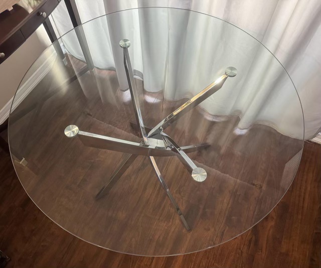 Round Glass Round Table