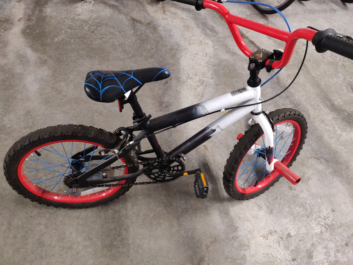 Marvel® Spider-Man® BMX-Style 18” Bike for Boys - photo 2