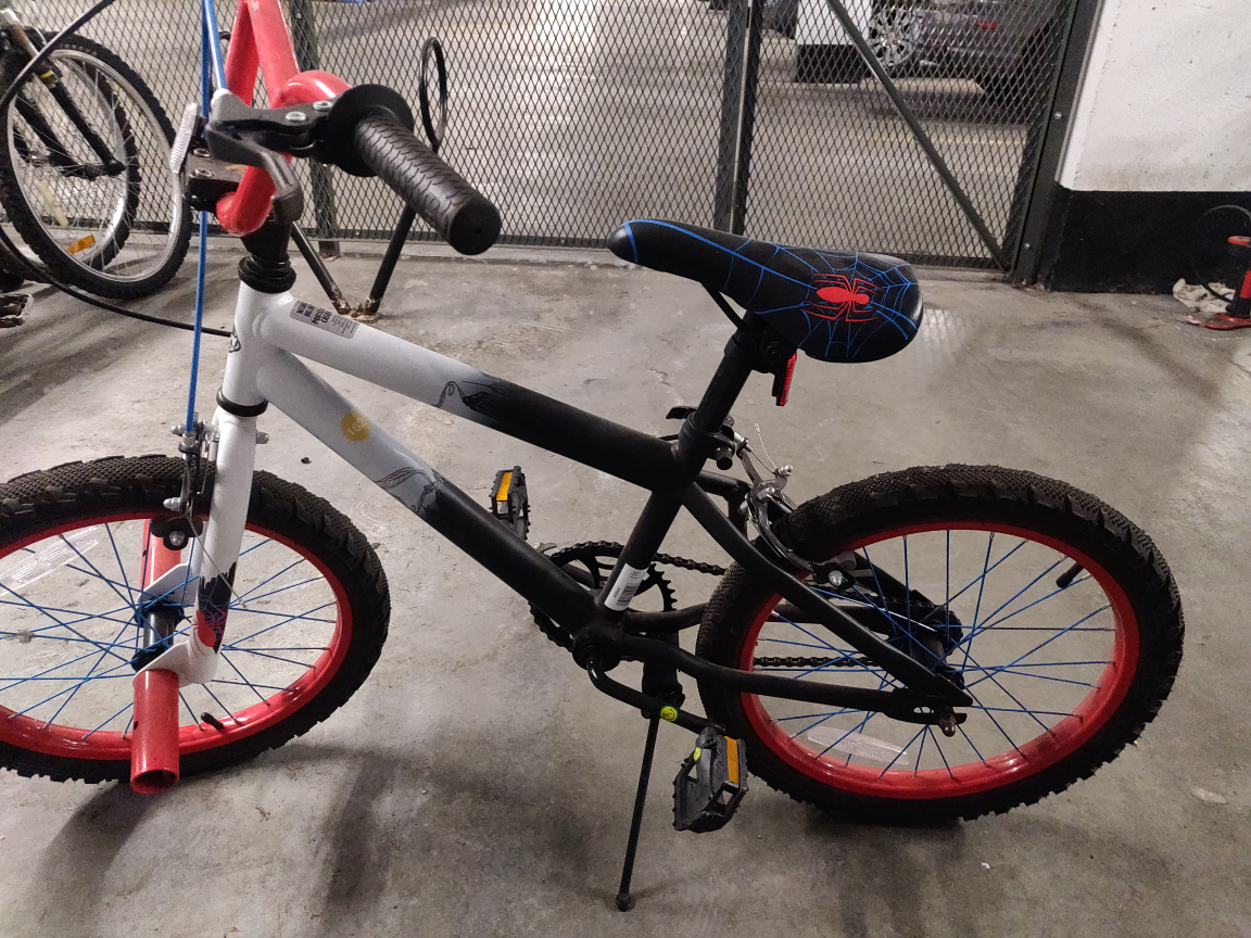 Marvel® Spider-Man® BMX-Style 18” Bike for Boys - photo 3
