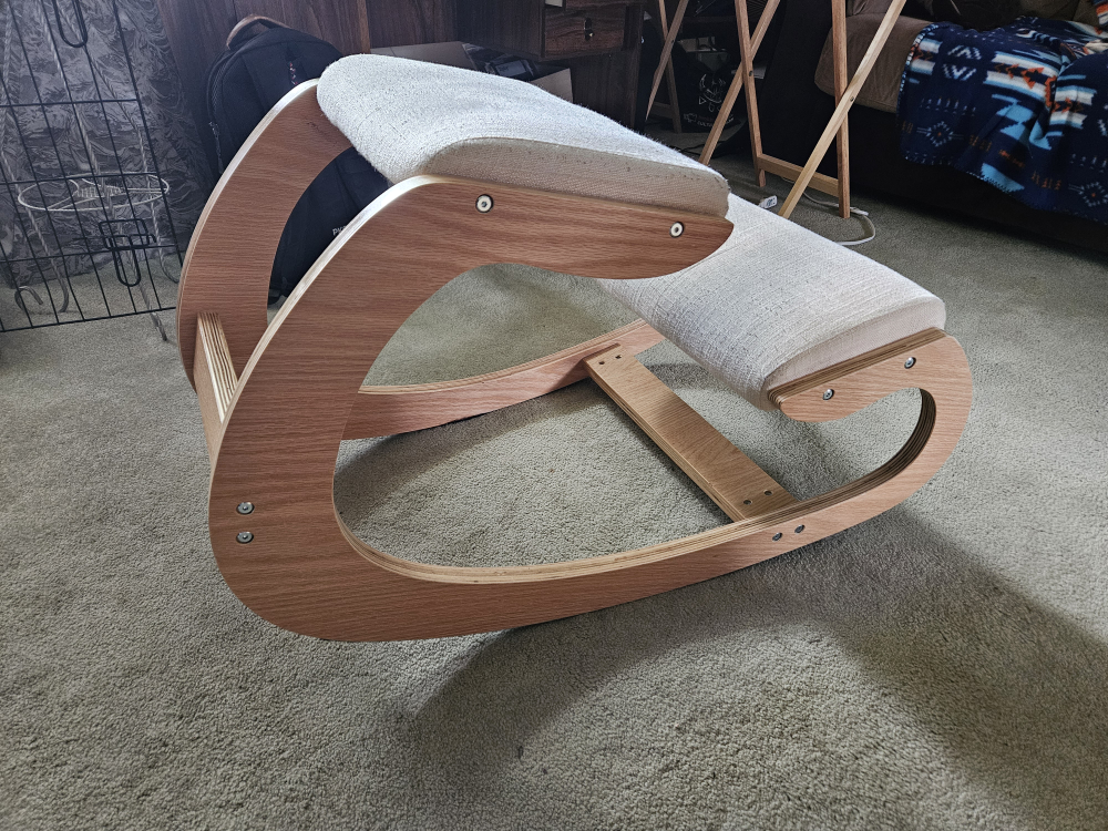 kneeling desk chair