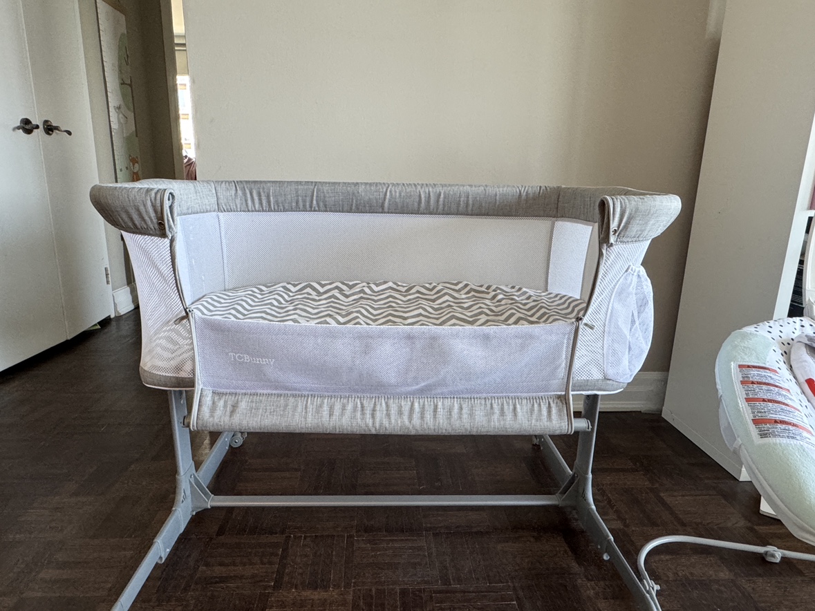 Tcbunny bassinet and bedside sleeper+ 3 organic cotton sheets - photo 3