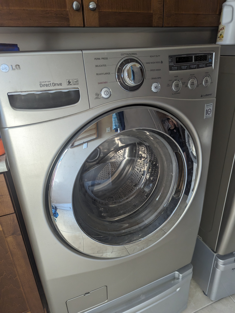 washer and dryer - photo 2