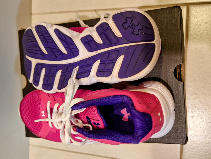 under Armor, girl size 2 - photo 2