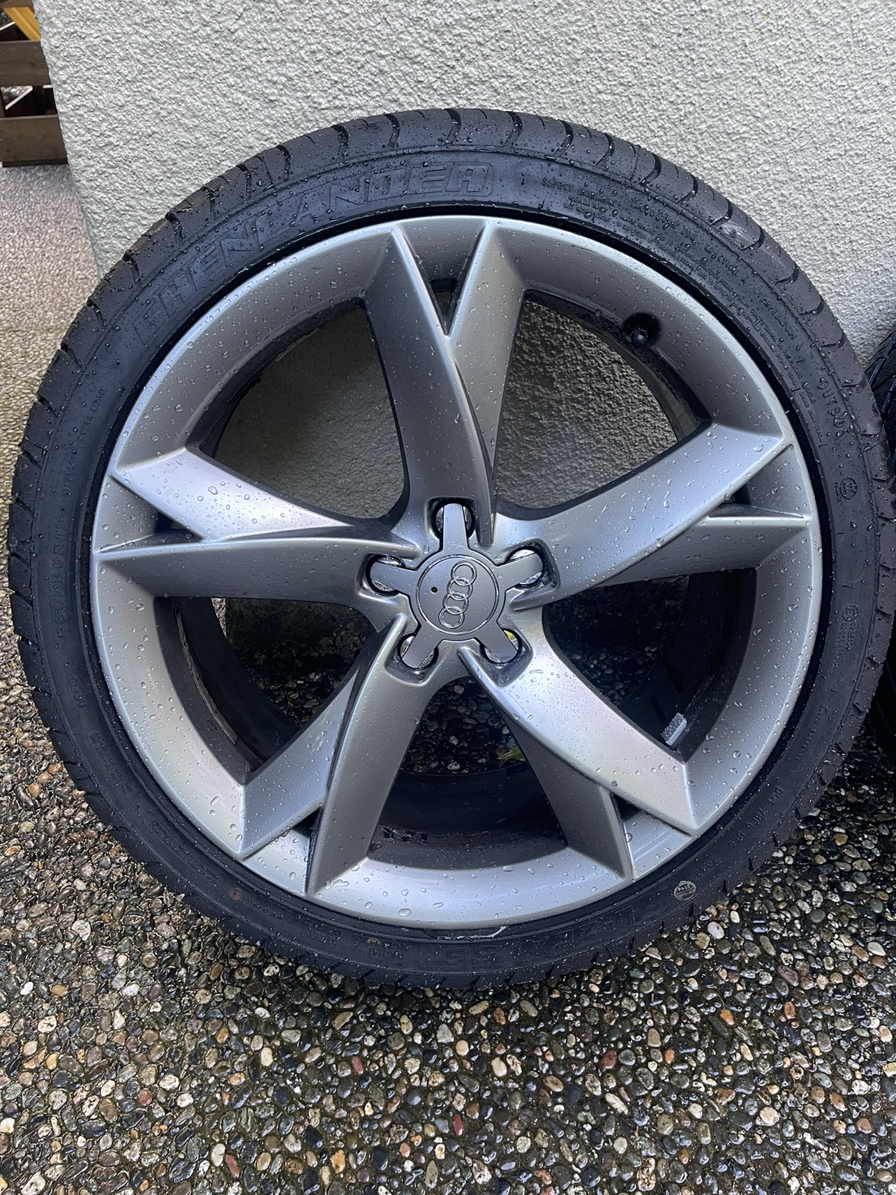 Audi 19” rims. Brand new all season tires - photo 2