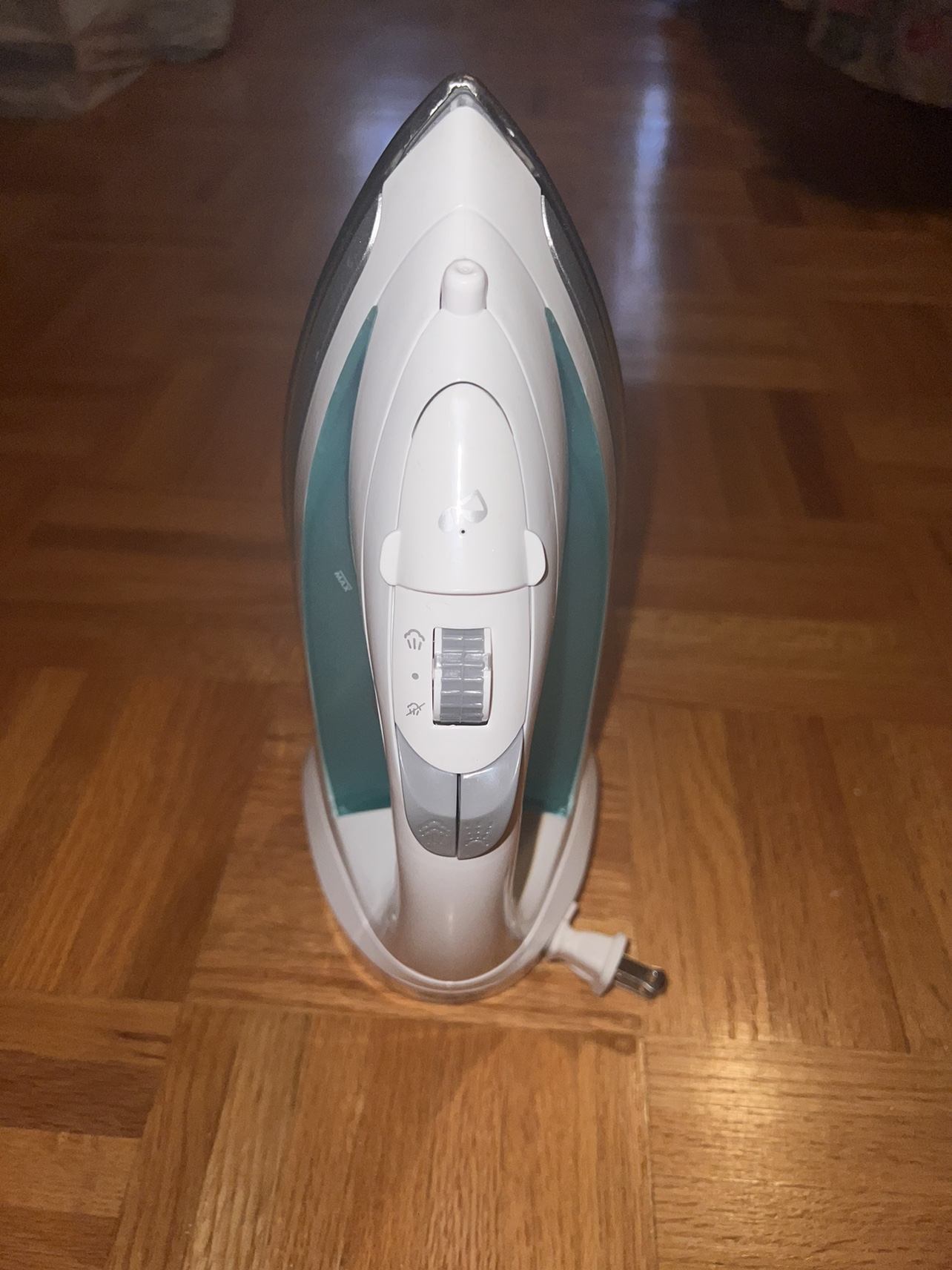 Brand New Hamilton Beach Iron