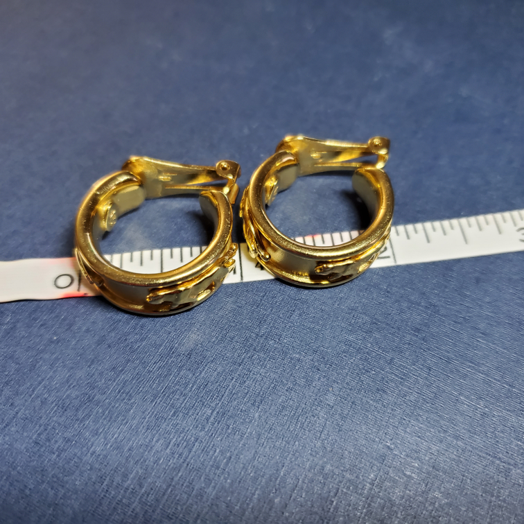 #63 Vtg. 70's-80's Jaguar Earings image indicator(6)