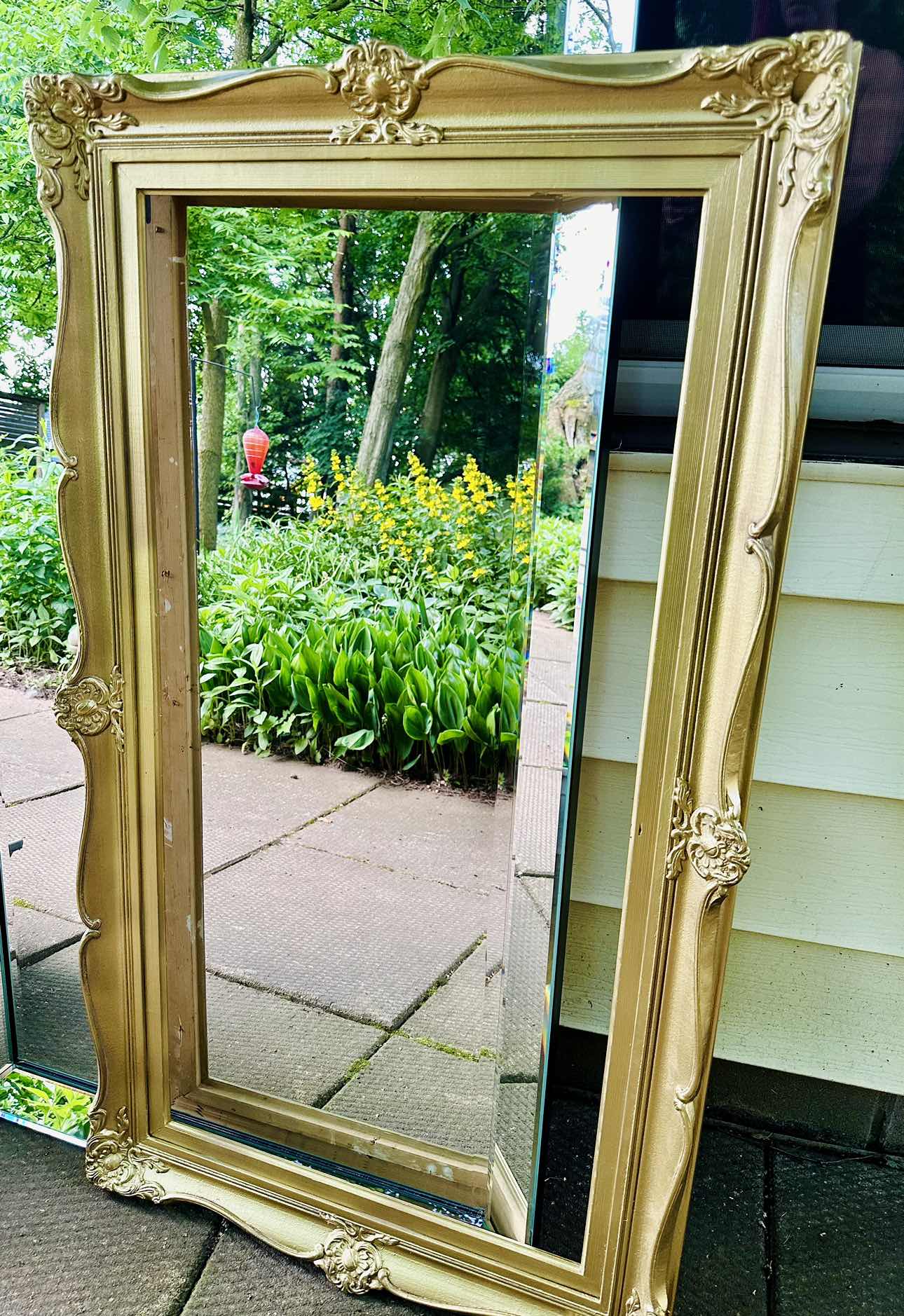 Gorgeous Gold Vintage Ornate Frame: mirror, art or frame TV!