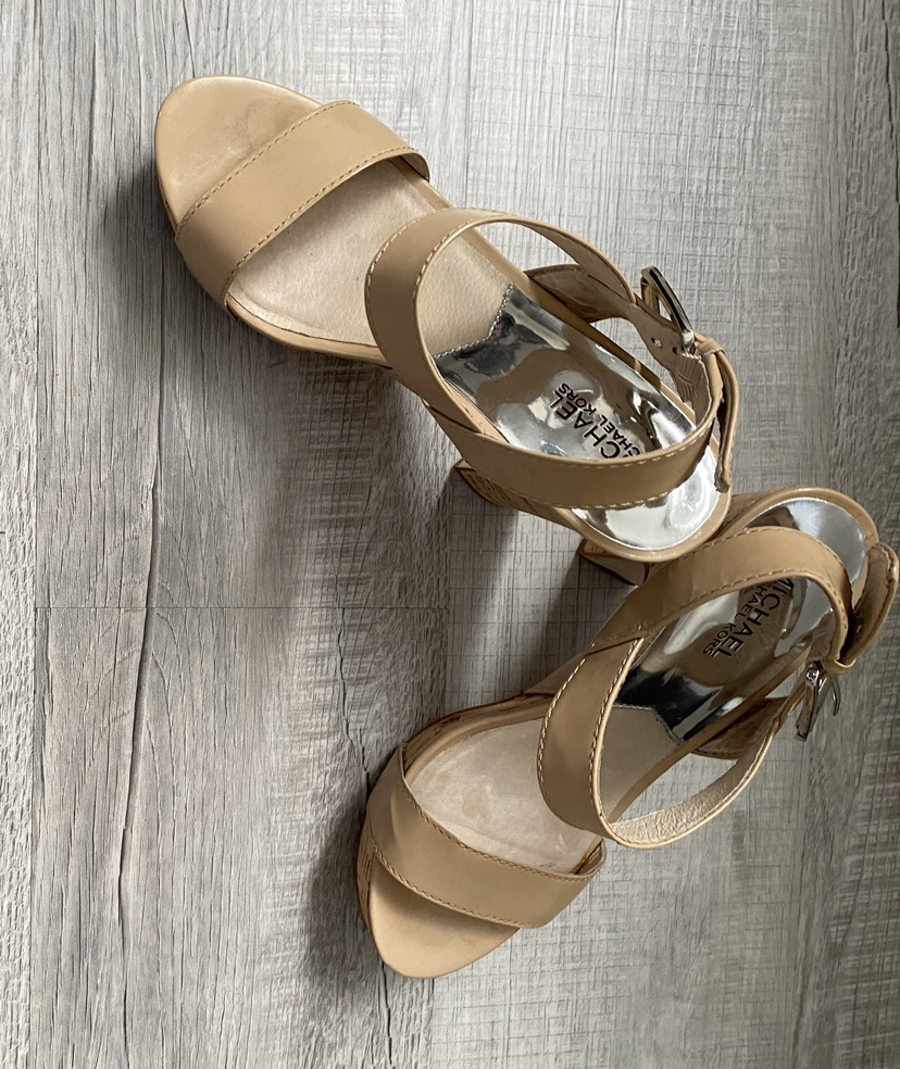 Micheal Kors sandals NUDE - photo 3