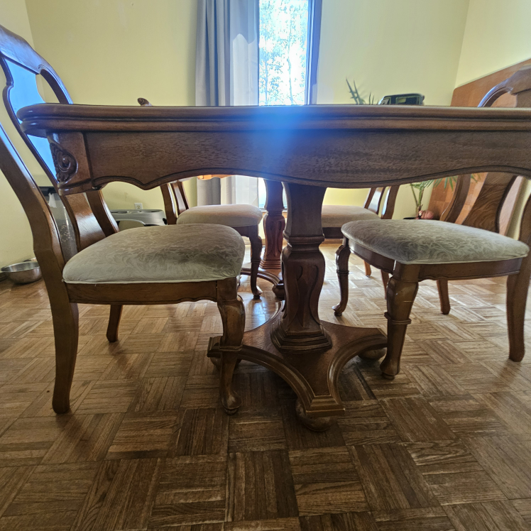 large oak dining room table and 4 chairs - photo 3
