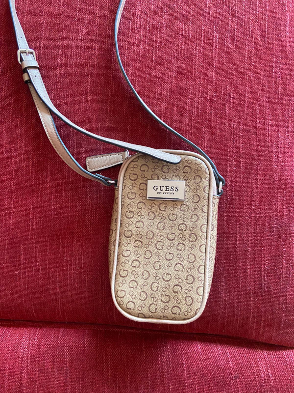 Girls' GUESS mini crossbody purse image indicator(3)