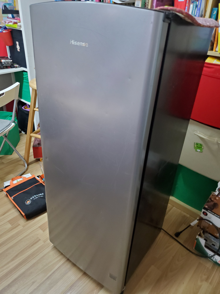 Mid size refrigerator thumbnail