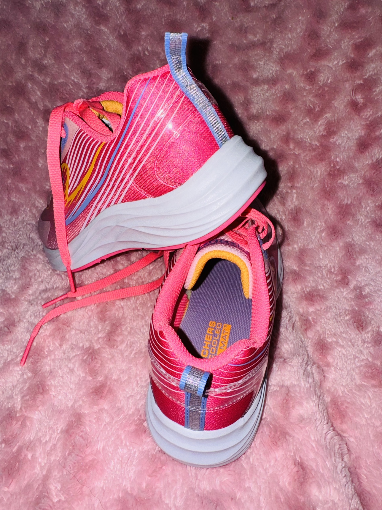 Brand new Sketchers Shoes for  Girls ( Size 3) - photo 3