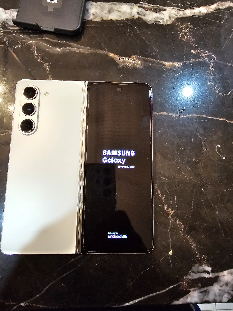 Samsung fold 5