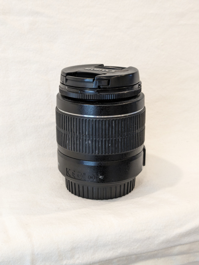 Canon EFS 18-55mm Lens with Image Stabilizer Feature image indicator(3)