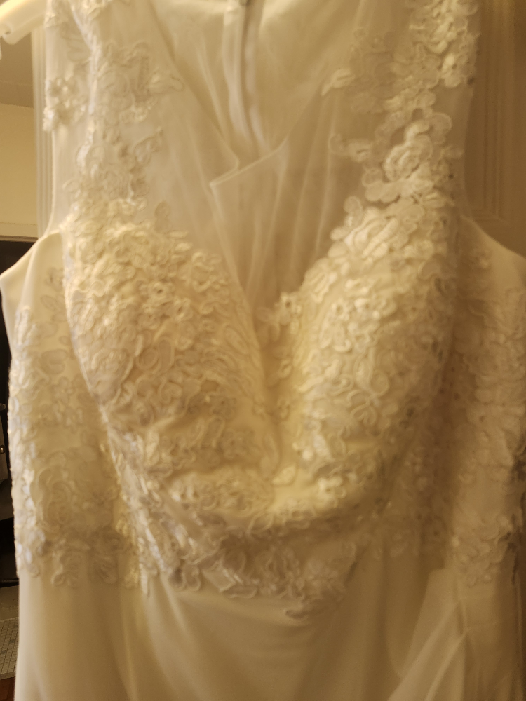 size 14 wedding gown - photo 3
