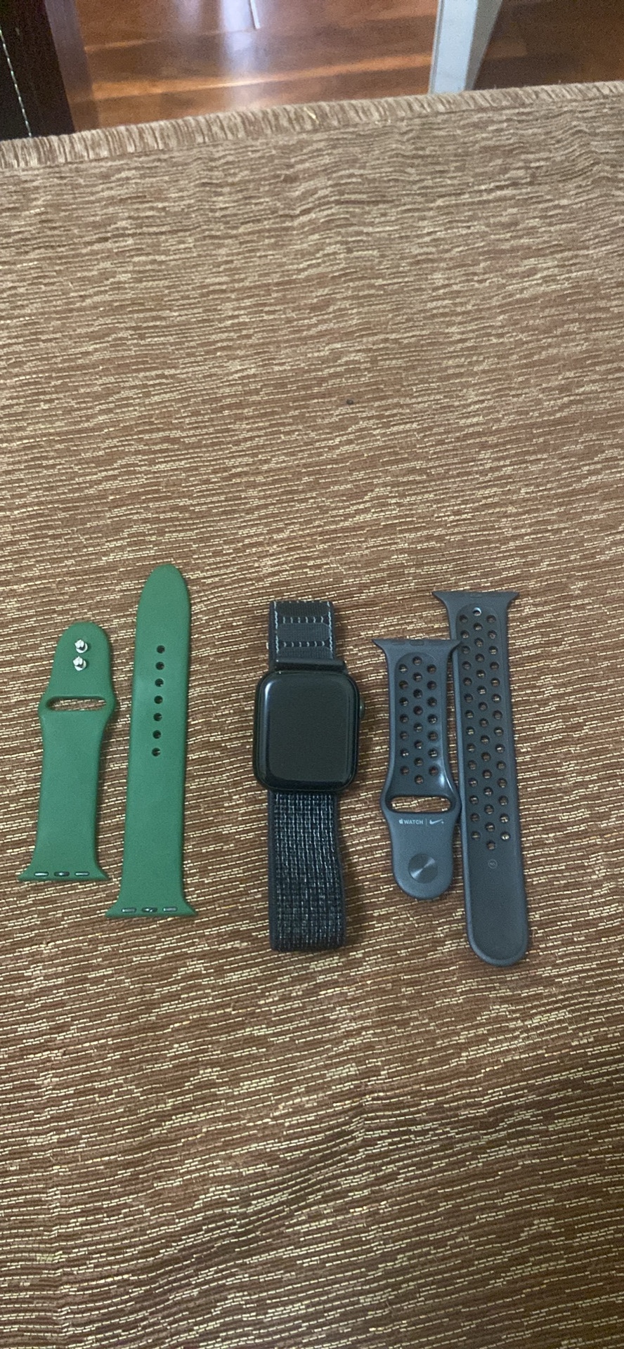 MAXED OUT APPLE WATCH SERIES 7 image indicator(4)