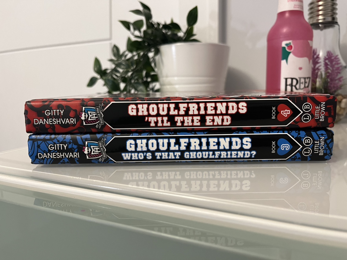 Monster High Ghoul Friends Chapter Books