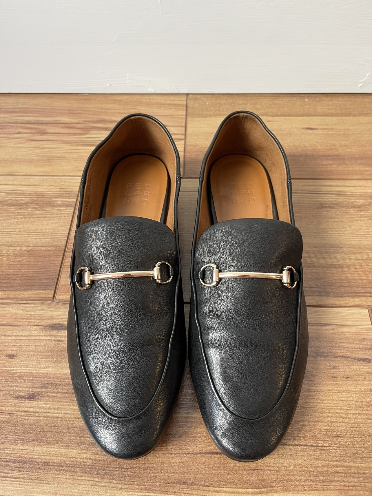 Black loafers thumbnail