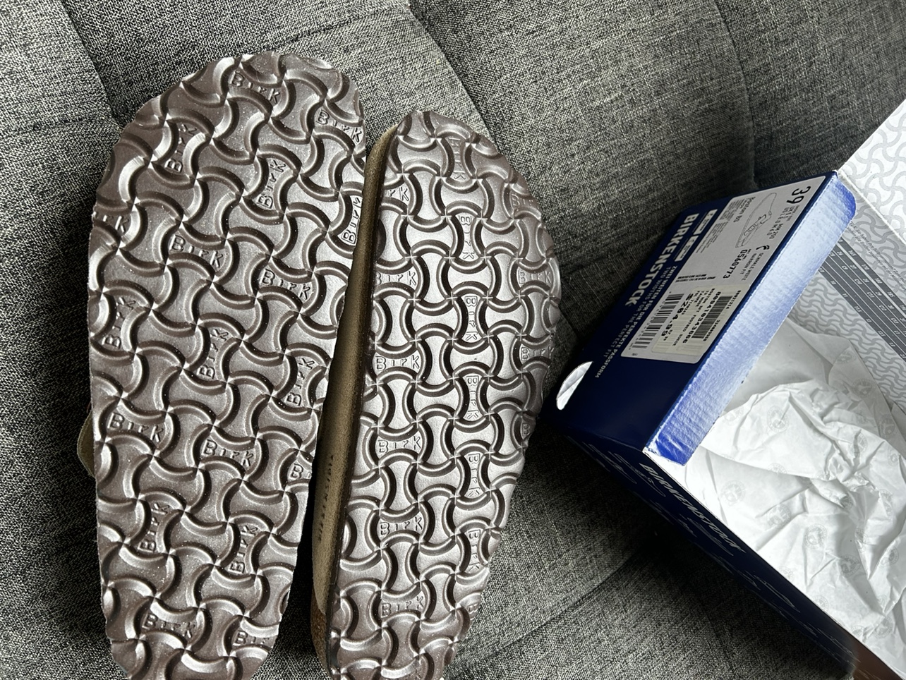 Boston Birkenstock -Tan velvety soft suede leather - size 39 - photo 4