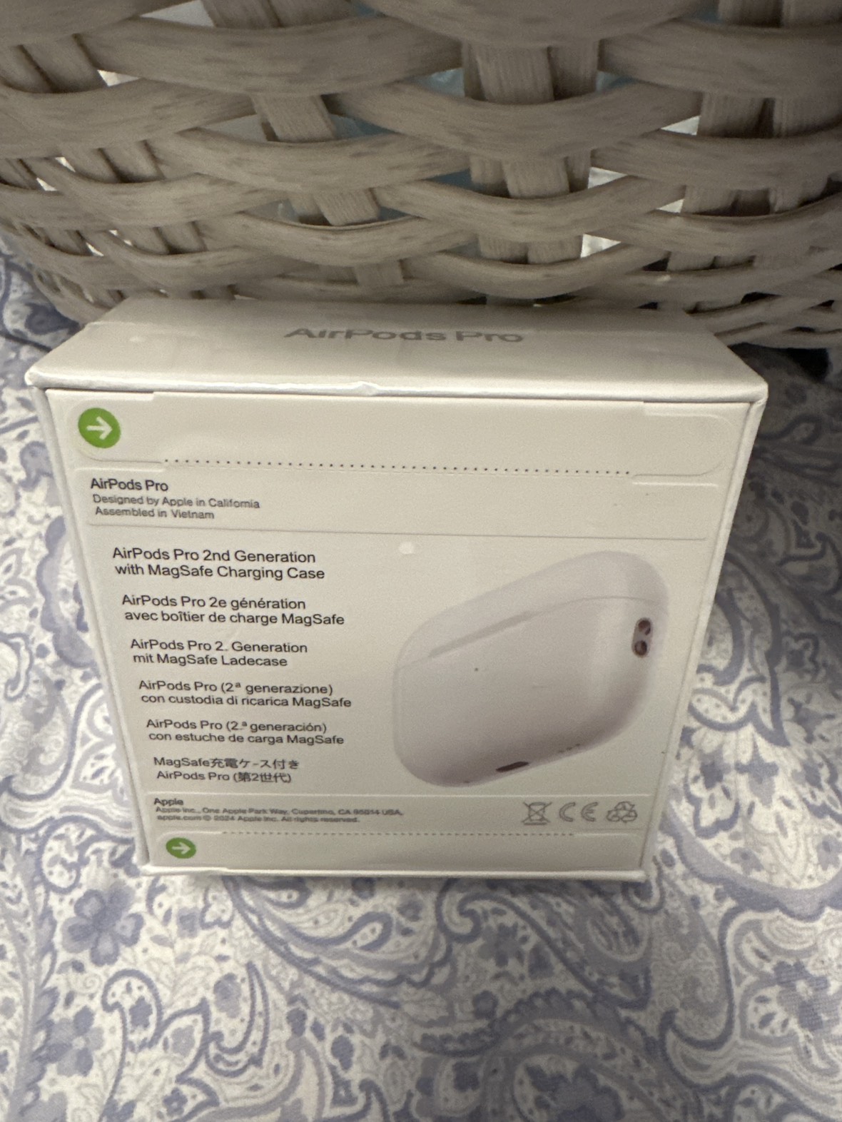 AirPods Pro 2nd Gen - photo 2