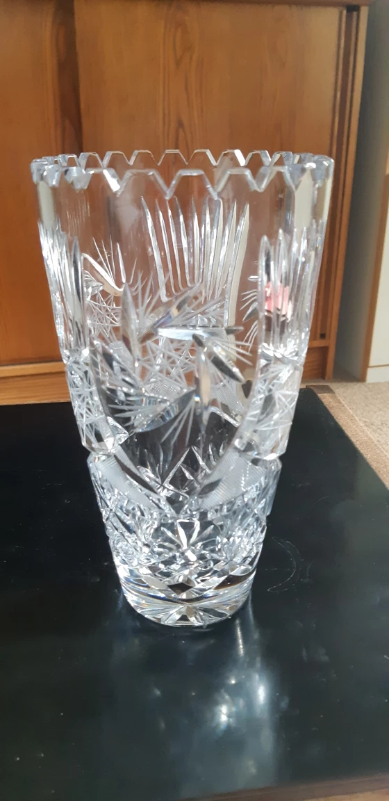 Crystal vase thumbnail