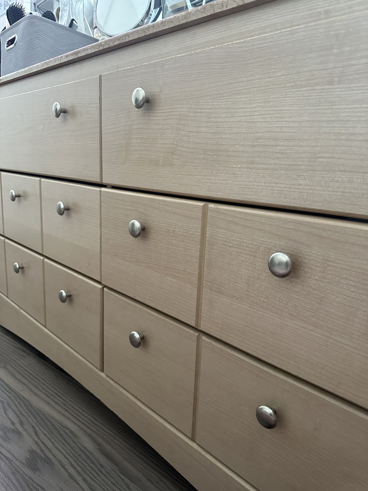 6 Drawer Dresser (Moving Sale) - photo 2