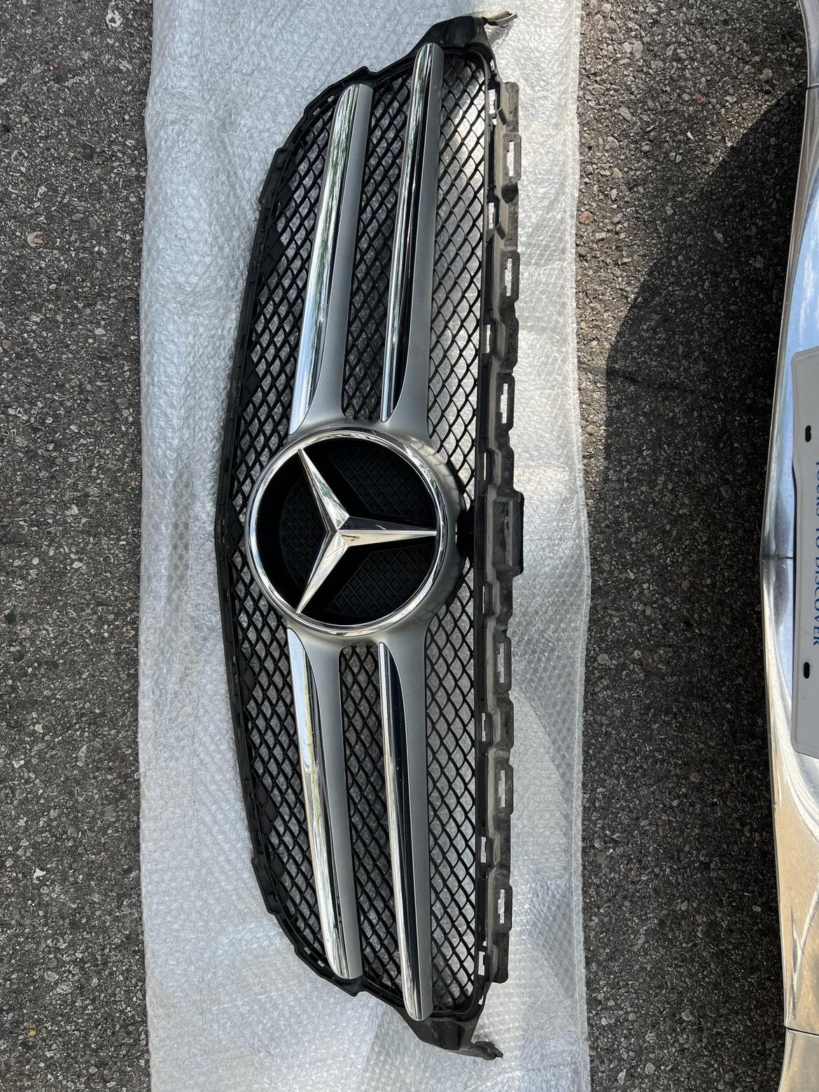 OEM Mercedes Benz c300 W205  Front Grill (2015-2019)