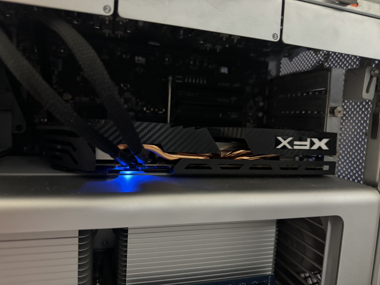 High spec Mac Pro - Eight Core (2 CPU) rx 580 etc - photo 4