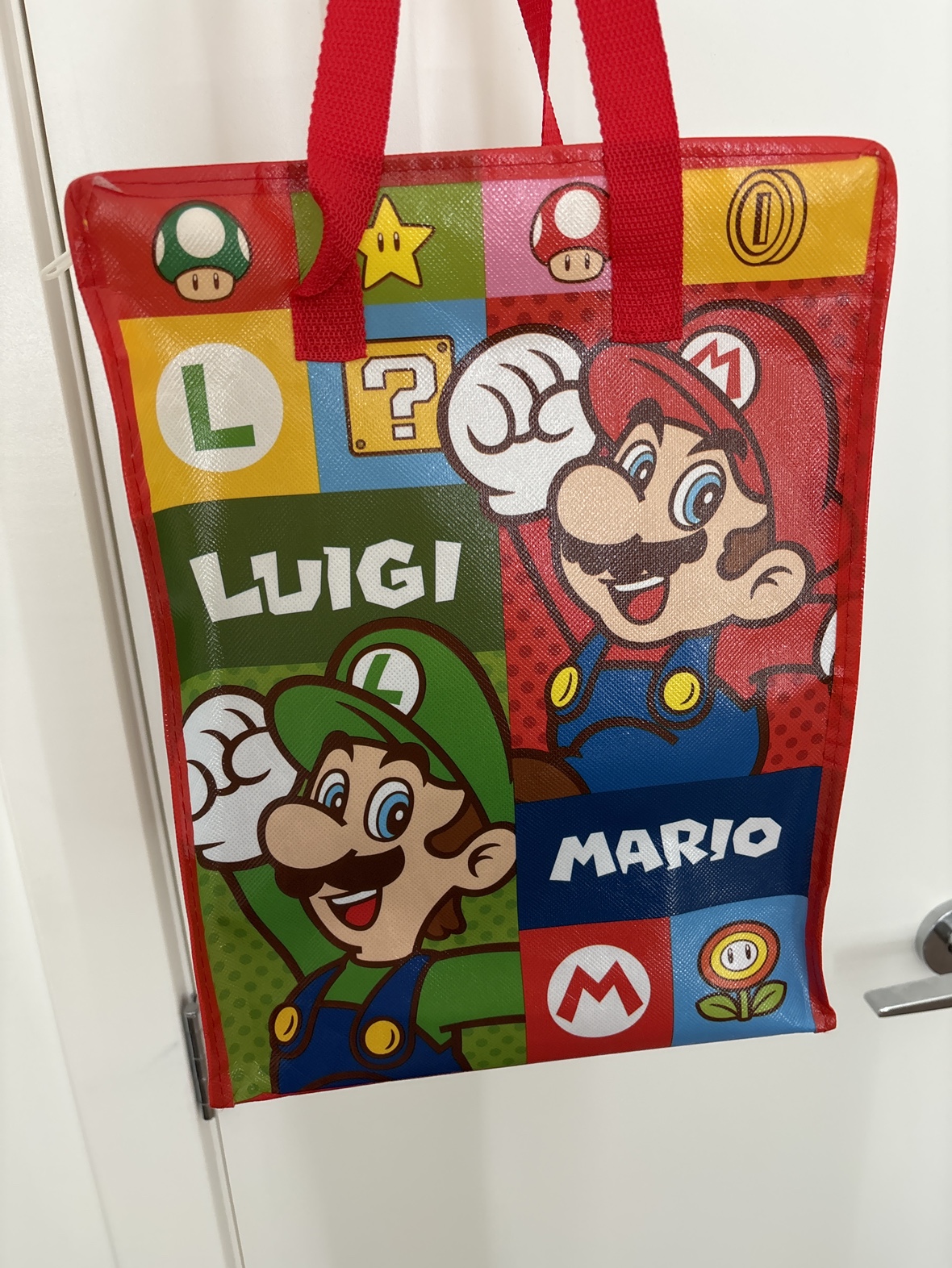 Super Nintendo World Nylon Bag image indicator(3)