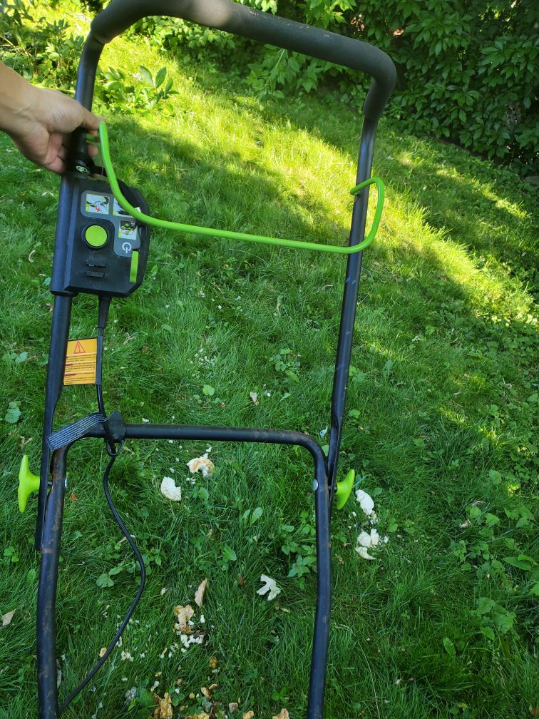 40Volt Lawnmower with 2 batteries and charger image indicator(3)