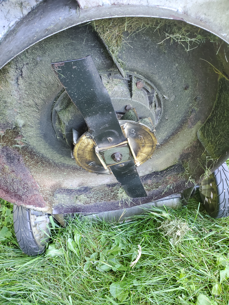 40Volt Lawnmower with 2 batteries and charger image indicator(4)