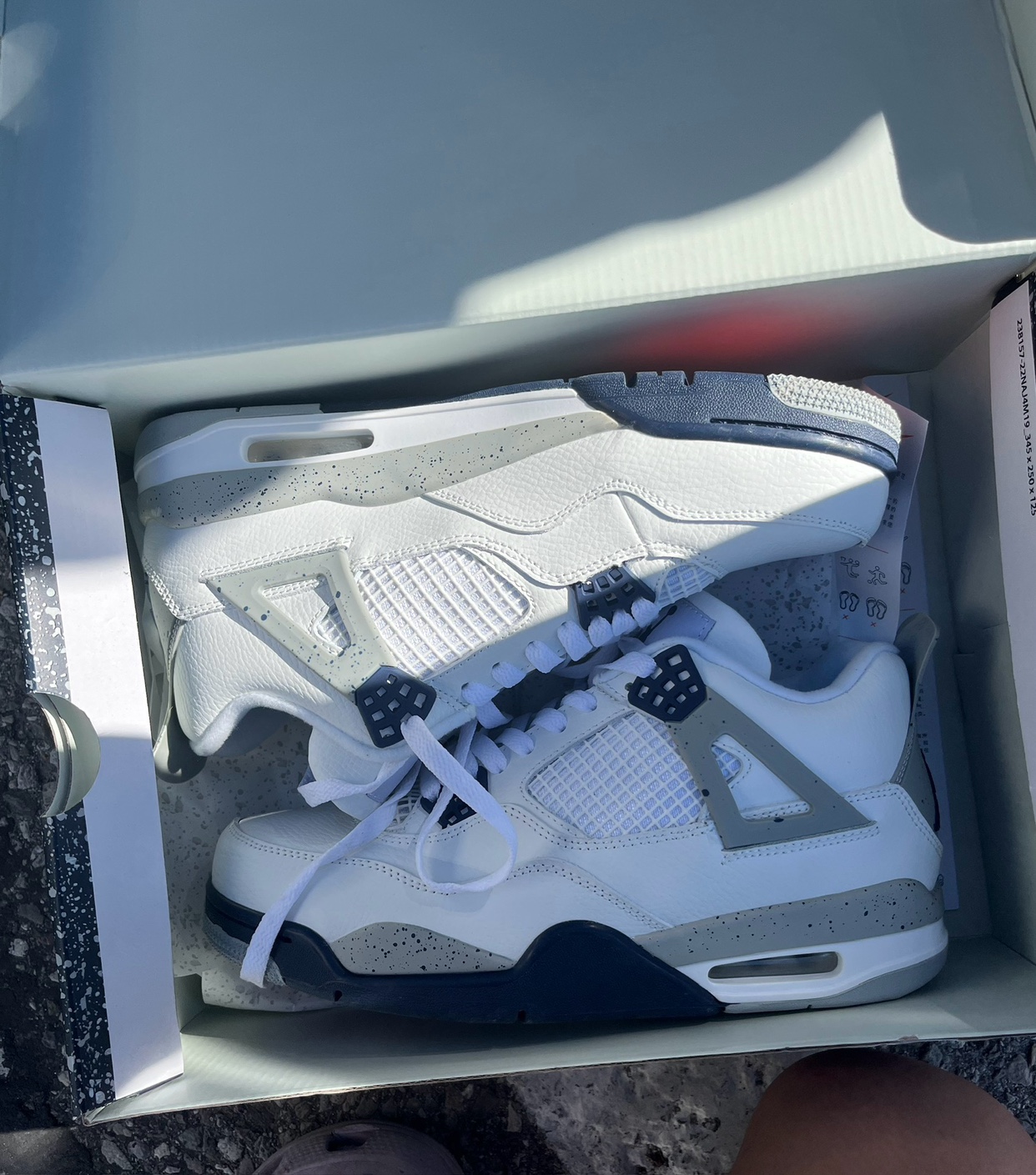 Jordan 4s Midnight navy