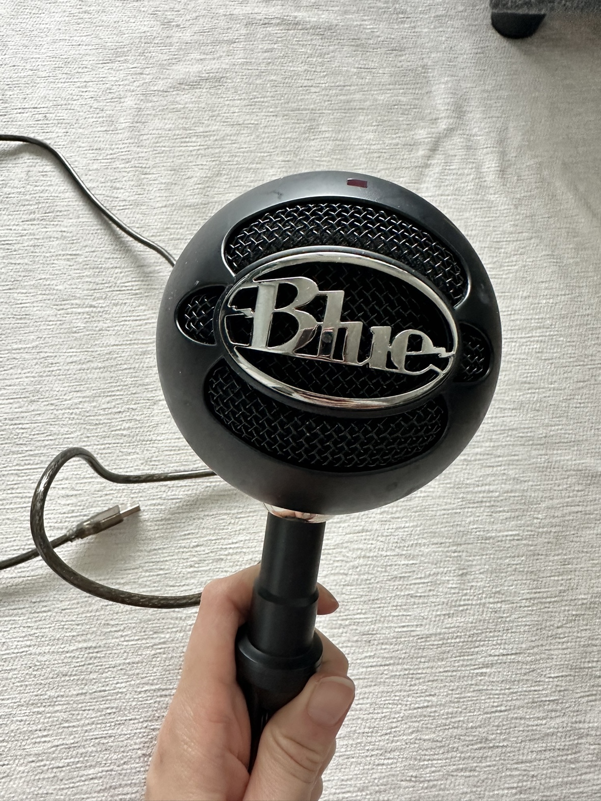 Podcasting speakers thumbnail