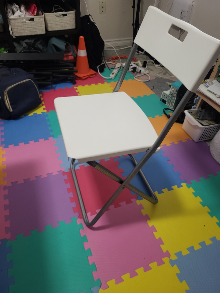 Used foldable study table and chair - photo 4